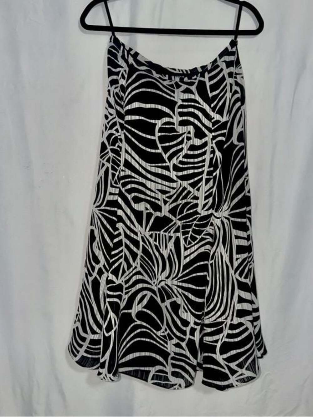 Jones Wear Black and White Abstract A-Line Skirt with Flowy Hem
